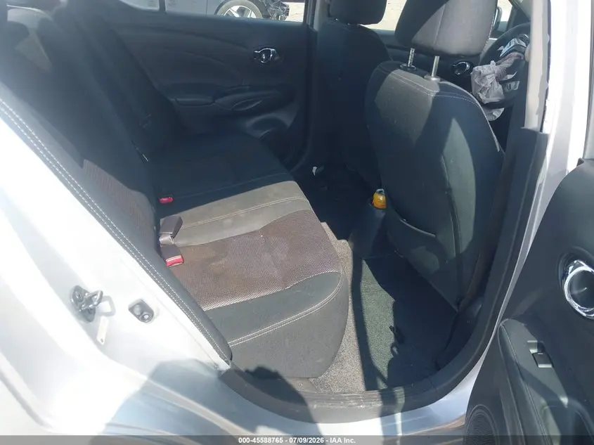 2017 NISSAN VERSA 1.6 SV