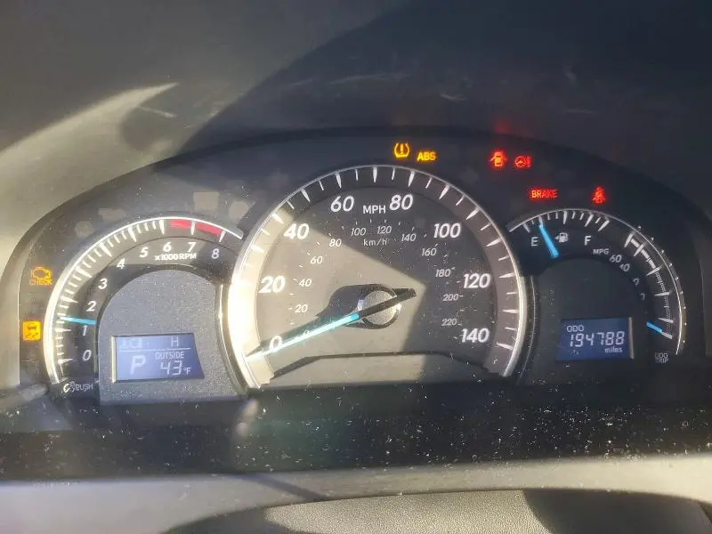 2012 TOYOTA CAMRY BASE  
