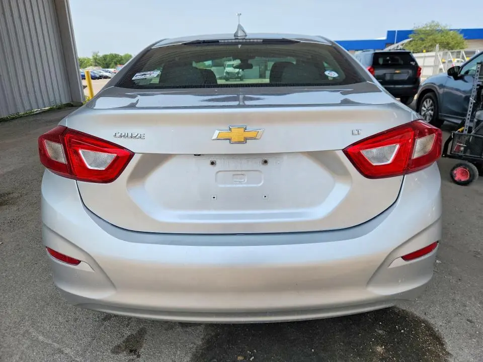 2018 CHEVROLET CRUZE LT  