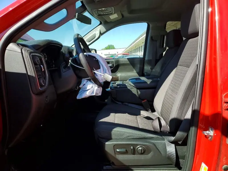 2021 CHEVROLET SILVERADO K1500 RST  