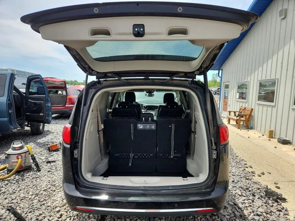 2018 CHRYSLER PACIFICA TOURING L  