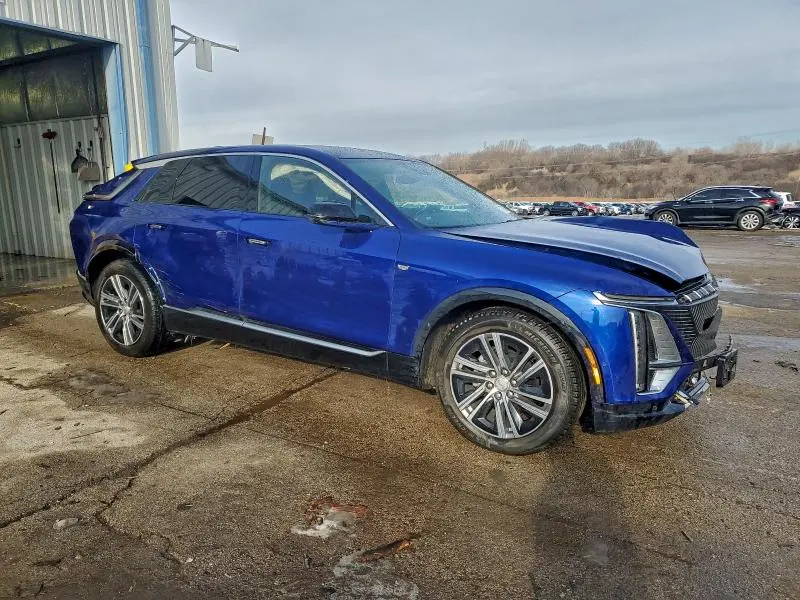 2024 CADILLAC LYRIQ LUXURY  