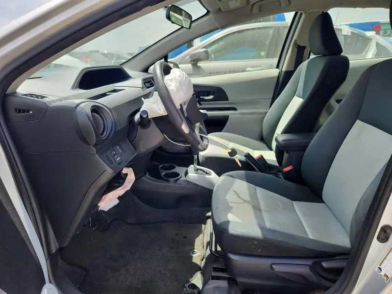 2014 TOYOTA PRIUS C TWO  