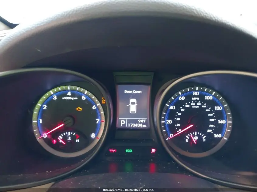 2016 HYUNDAI SANTA FE SE