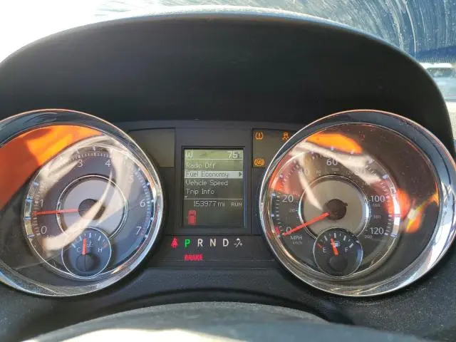 2011 CHRYSLER TOWN & COUNTRY TOURING  