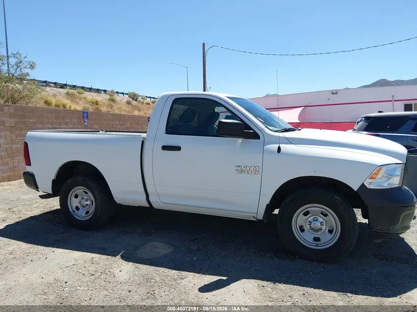 2017 RAM 1500 TRADESMAN  4X4 6'4 BOX