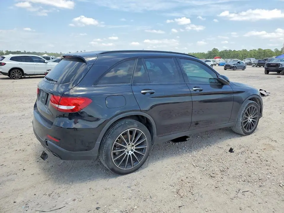 2016 MERCEDES-BENZ GLC 300  