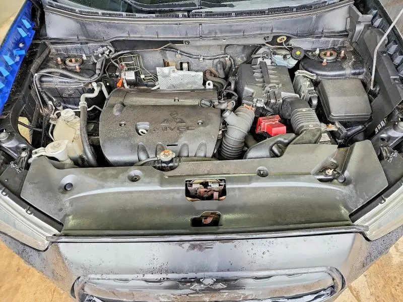 2013 MITSUBISHI OUTLANDER   