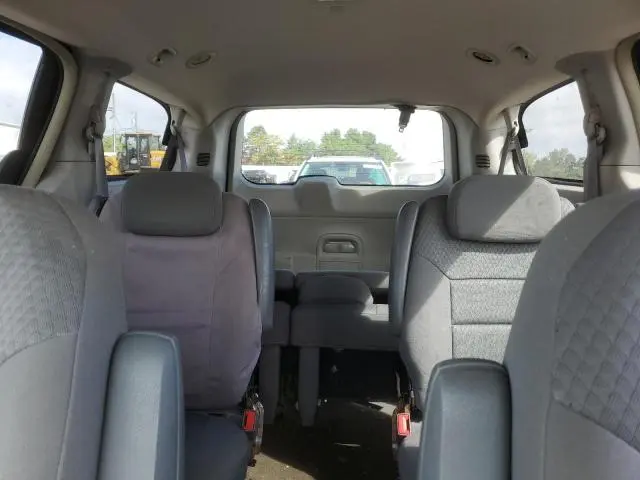2010 CHRYSLER TOWN & COUNTRY LX  