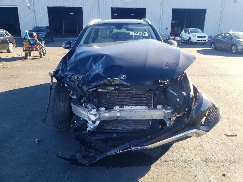 2018 MERCEDES-BENZ GLC 300  