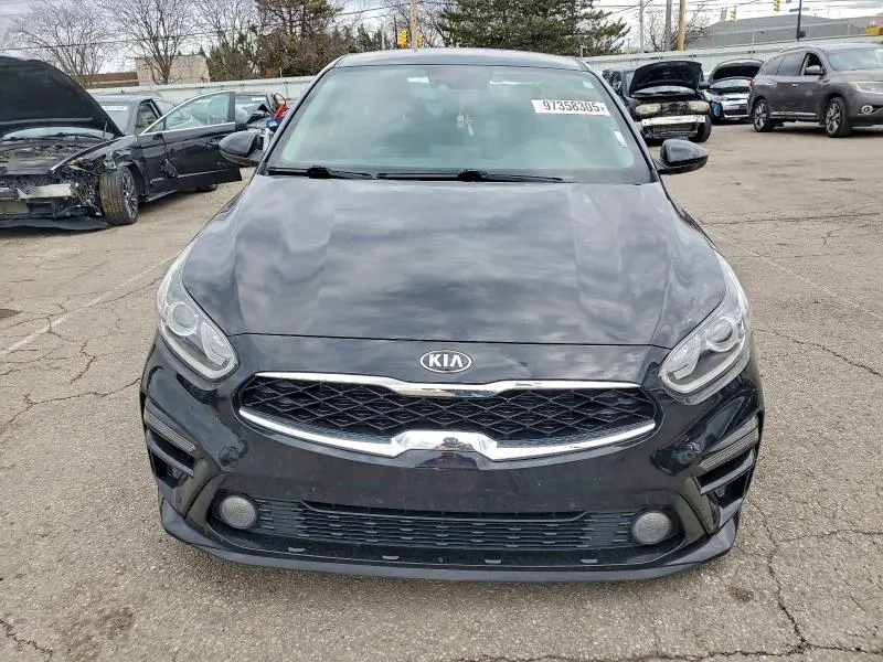 2021 KIA FORTE FE  