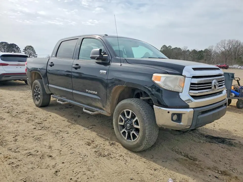 2016 TOYOTA TUNDRA SR5  