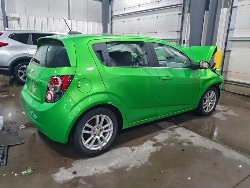 2015 CHEVROLET SONIC LT  