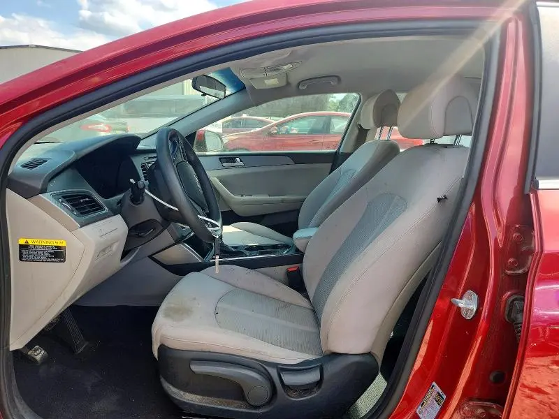 2017 HYUNDAI SONATA SE  