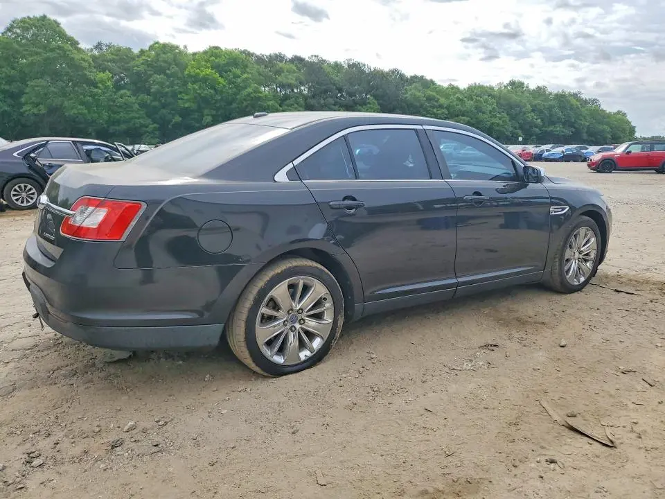 2010 FORD TAURUS LIMITED  