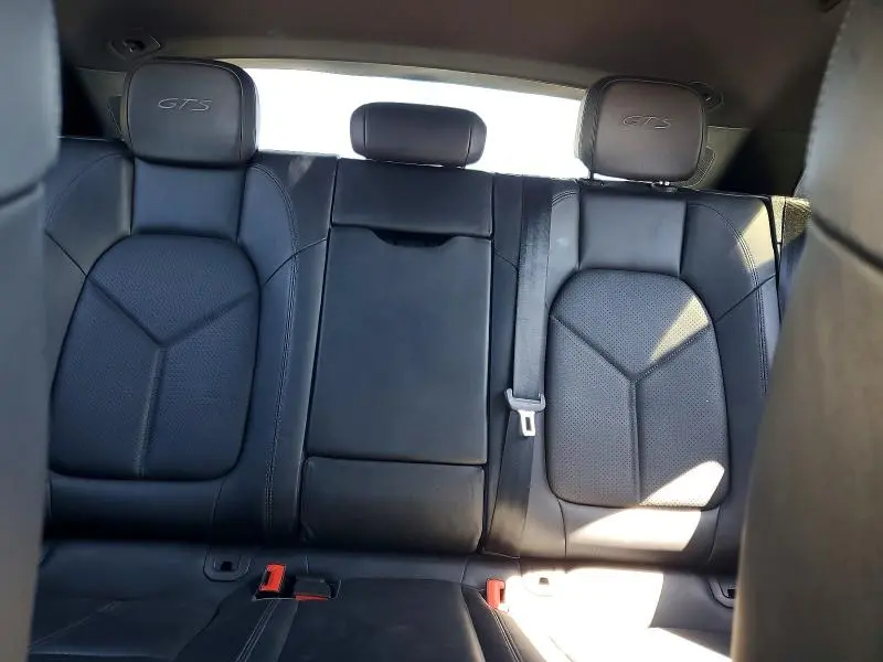 2017 PORSCHE MACAN GTS  