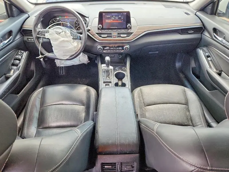 2022 NISSAN ALTIMA SL  