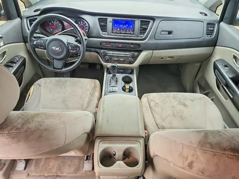 2016 KIA SEDONA LX  