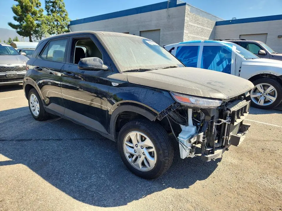 2023 HYUNDAI VENUE SE  