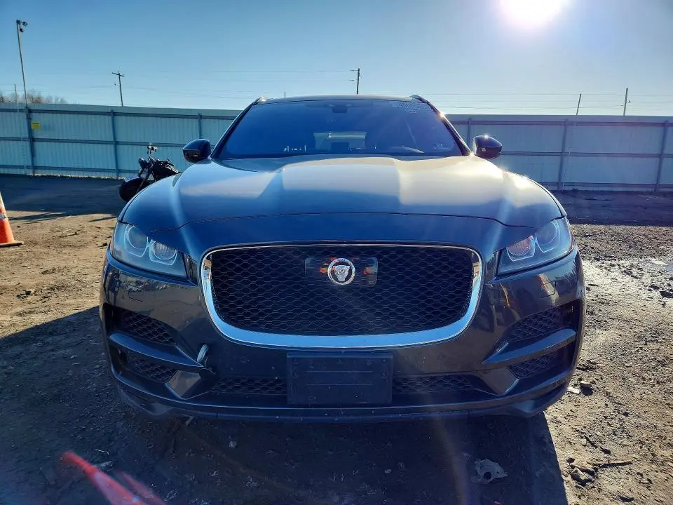 2019 JAGUAR F-PACE 25T PRESTIGE