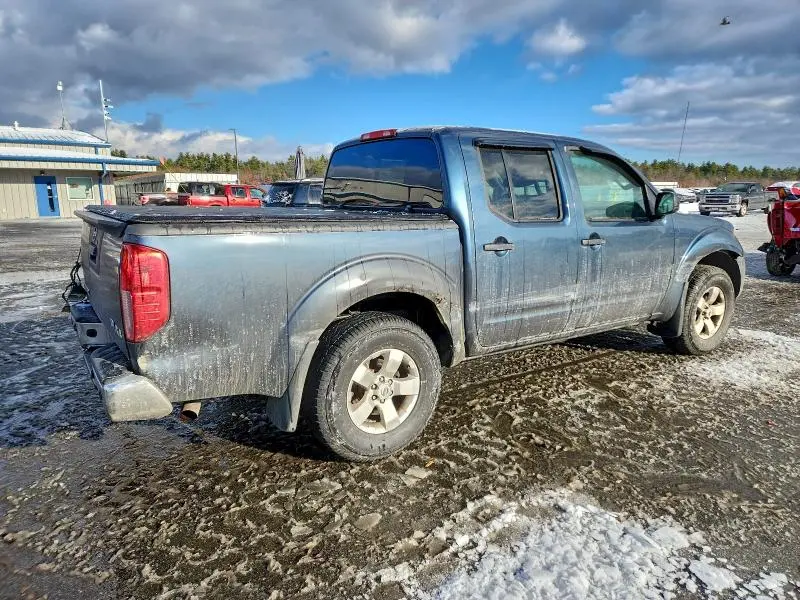 2013 NISSAN FRONTIER S  