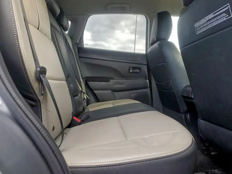 2014 MITSUBISHI OUTLANDER SPORT SE  