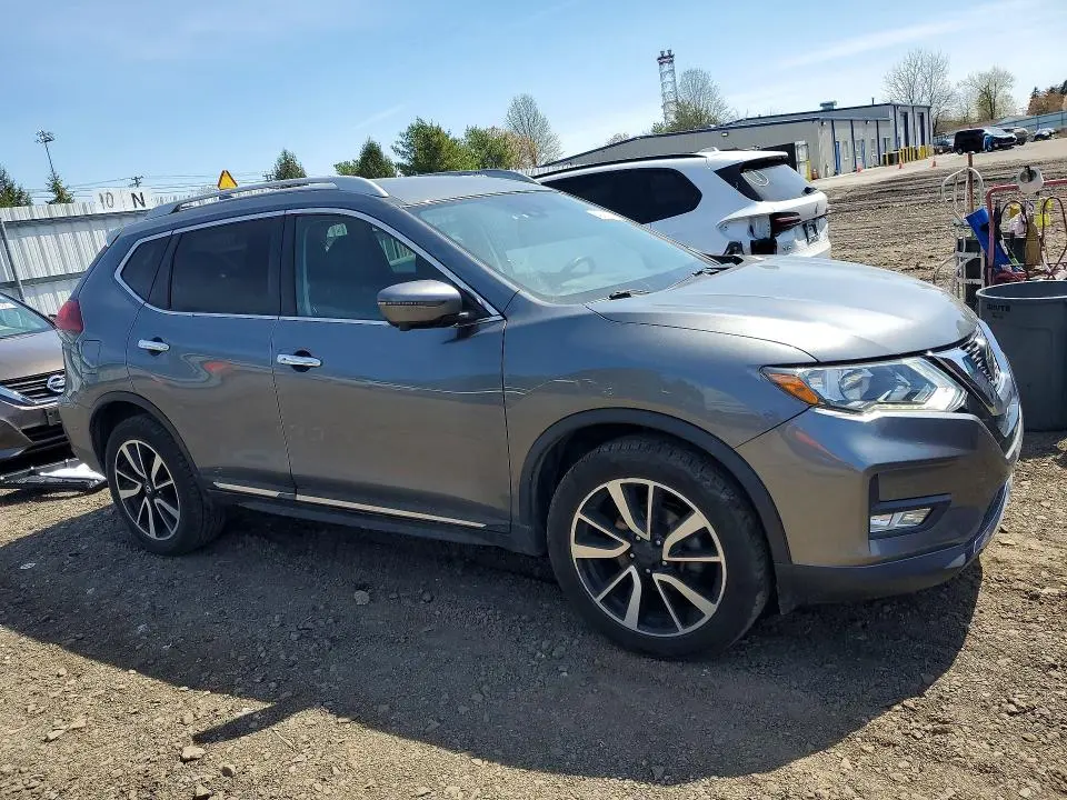 2019 NISSAN ROGUE SL  