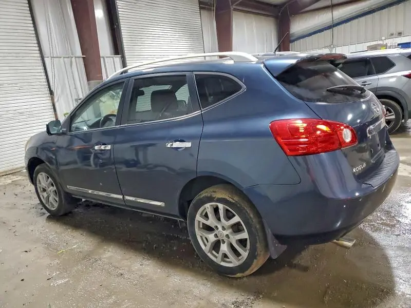 2013 NISSAN ROGUE S  