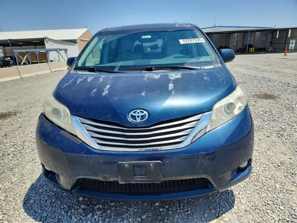 2012 TOYOTA SIENNA XLE 8-PASSENGER  