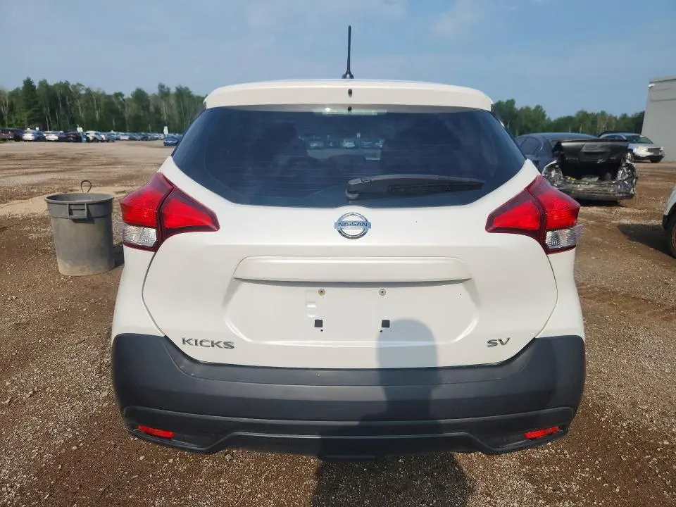 2019 NISSAN KICKS S  