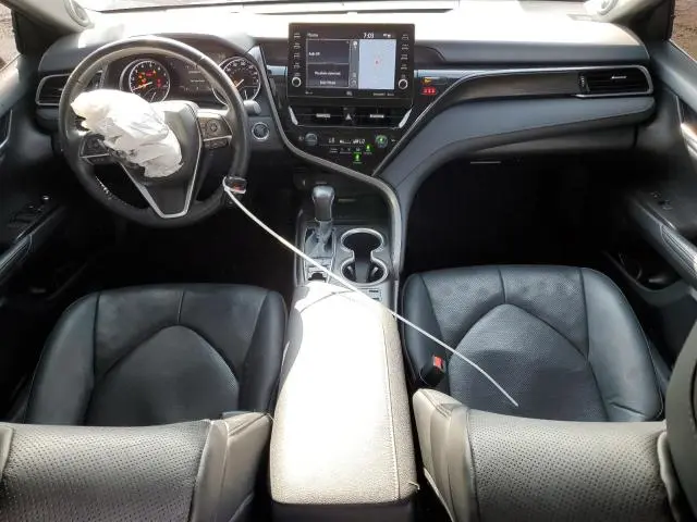 2023 TOYOTA CAMRY XLE  
