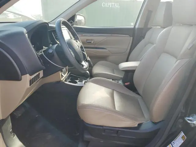 2019 MITSUBISHI OUTLANDER SE  