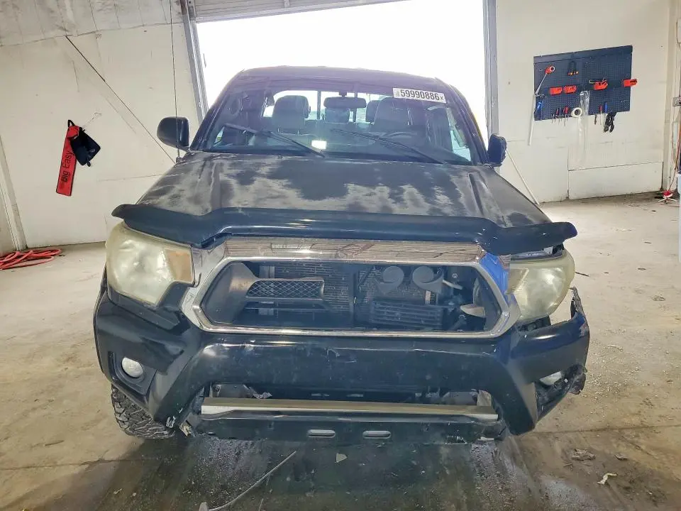 2015 TOYOTA TACOMA V6  