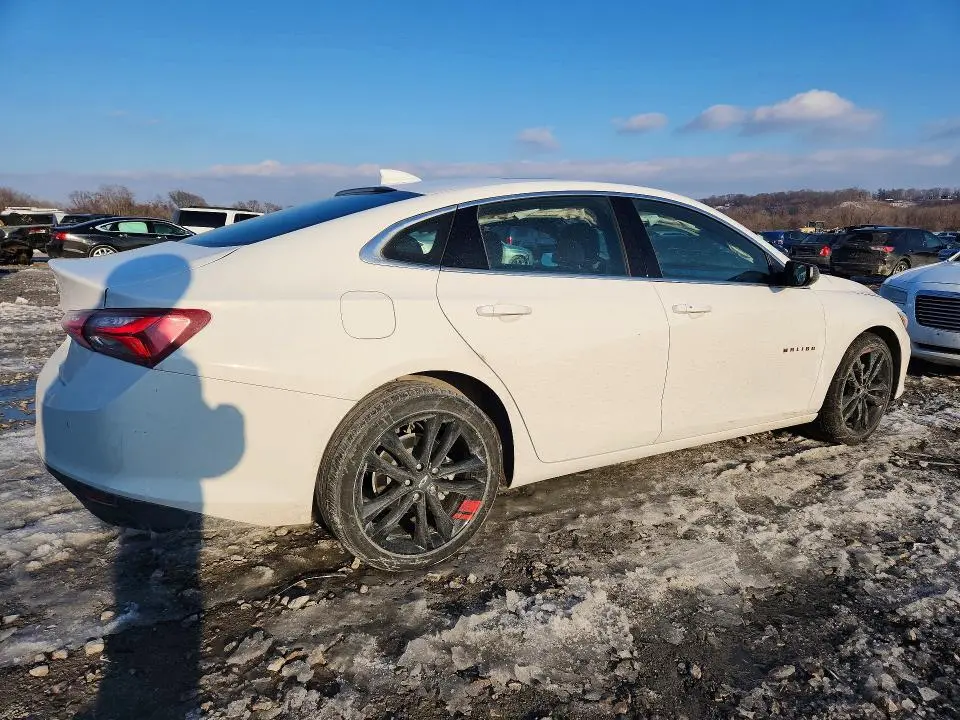 2022 CHEVROLET MALIBU LT  