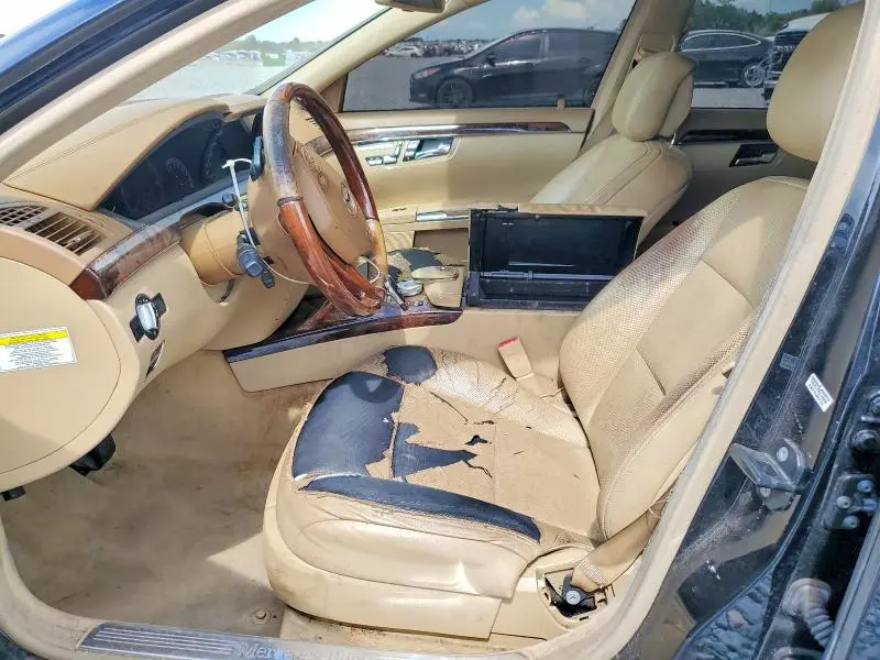 2011 MERCEDES-BENZ S 550  