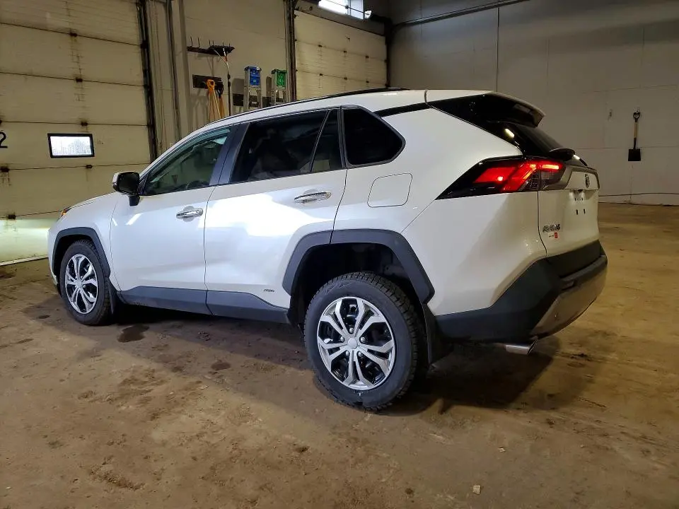 2024 TOYOTA RAV 4   
