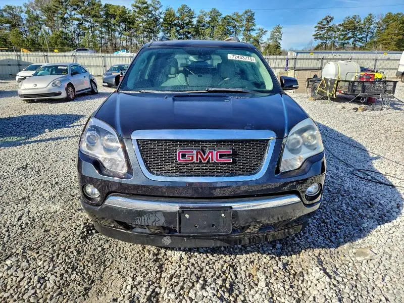 2010 GMC ACADIA SLT-2  
