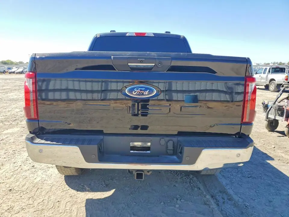 2024 FORD F150 XLT  