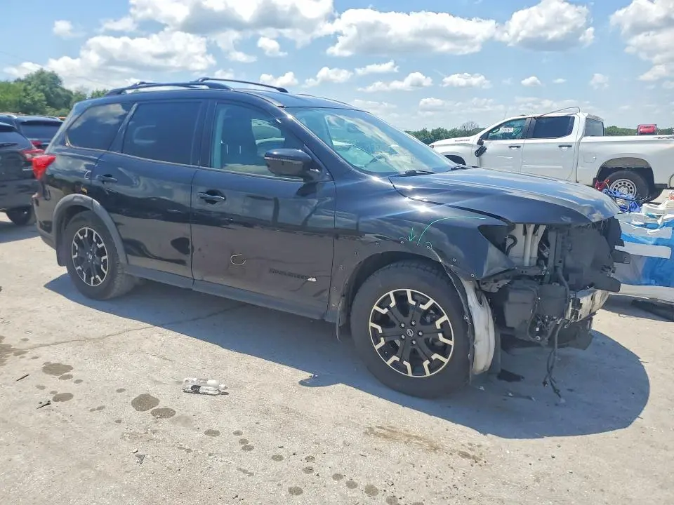 2019 NISSAN PATHFINDER SL  