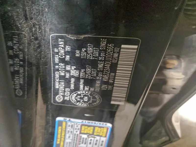 2020 HYUNDAI TUCSON SE  