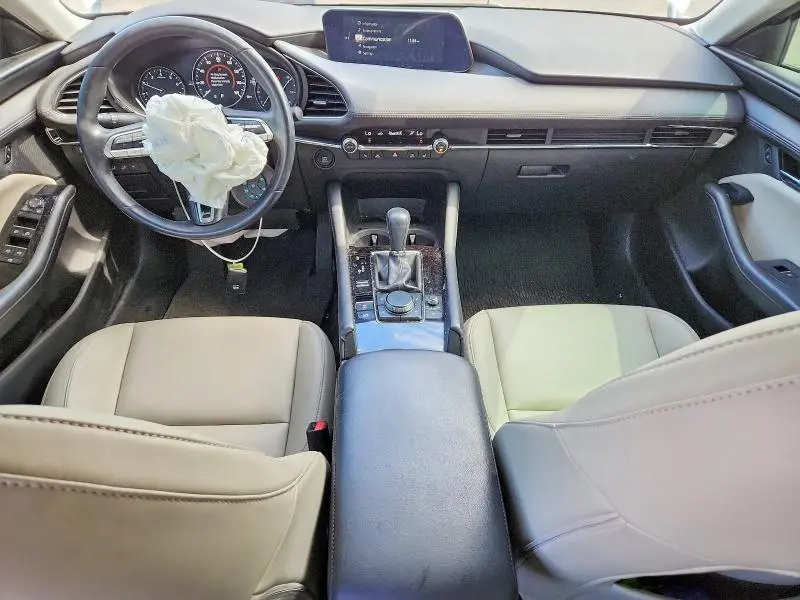 2023 MAZDA 3 PREFERRED  