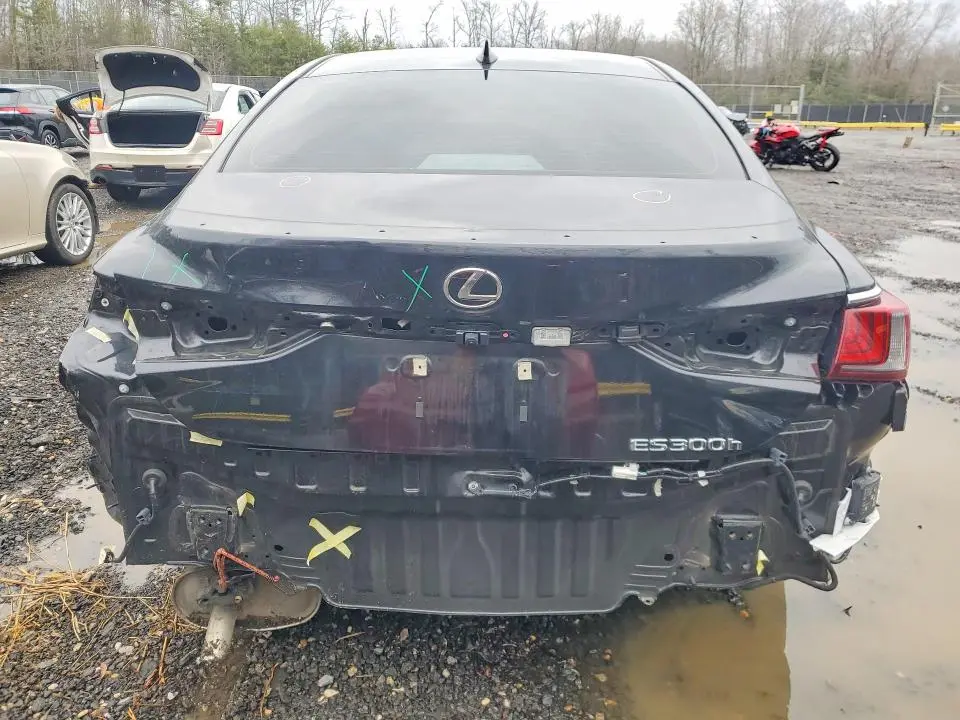 2025 LEXUS ES 300H BASE  