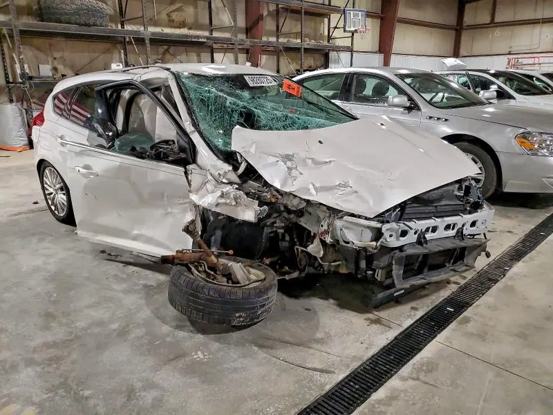 2016 FORD FOCUS TITANIUM  