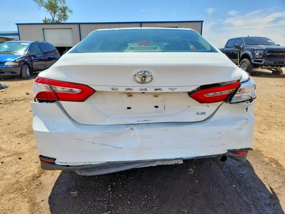 2018 TOYOTA CAMRY LE  