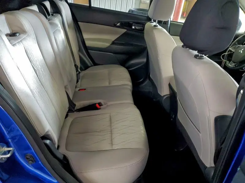 2019 MITSUBISHI ECLIPSE CROSS SE  