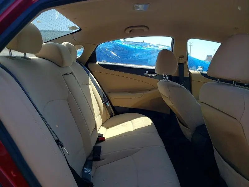 2012 HYUNDAI SONATA GLS  
