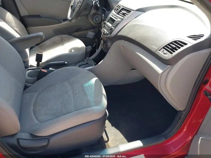 2016 HYUNDAI ACCENT SE