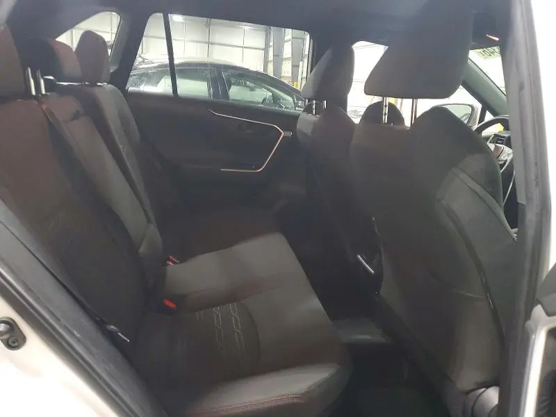 2021 TOYOTA RAV4 PRIME SE  