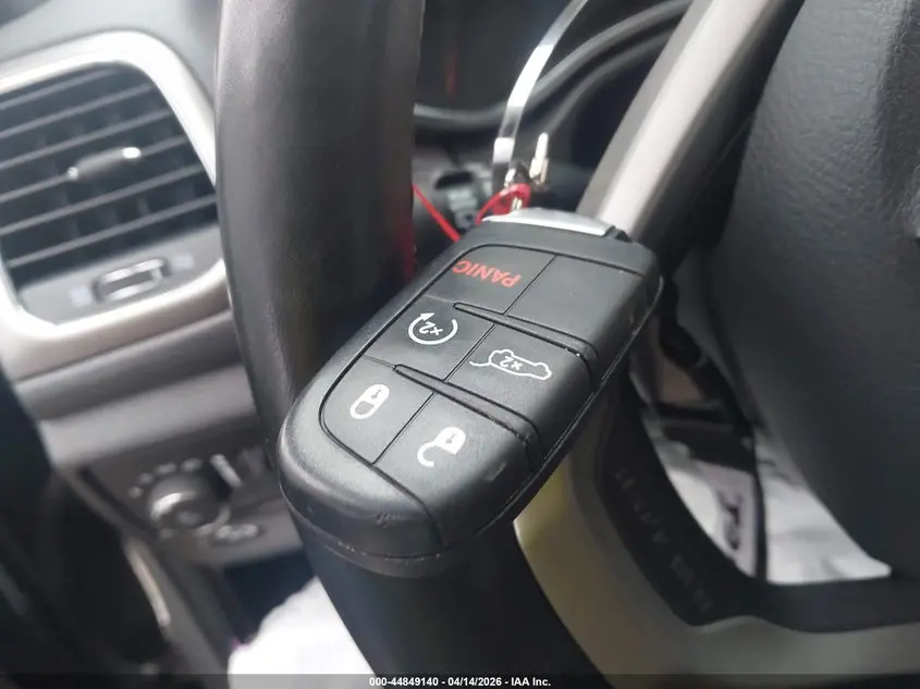 2022 JEEP GRAND CHEROKEE WK LAREDO X 4X4