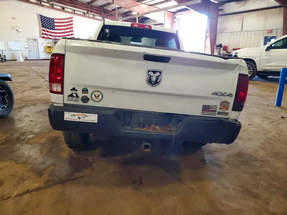 2016 RAM 1500 ST  